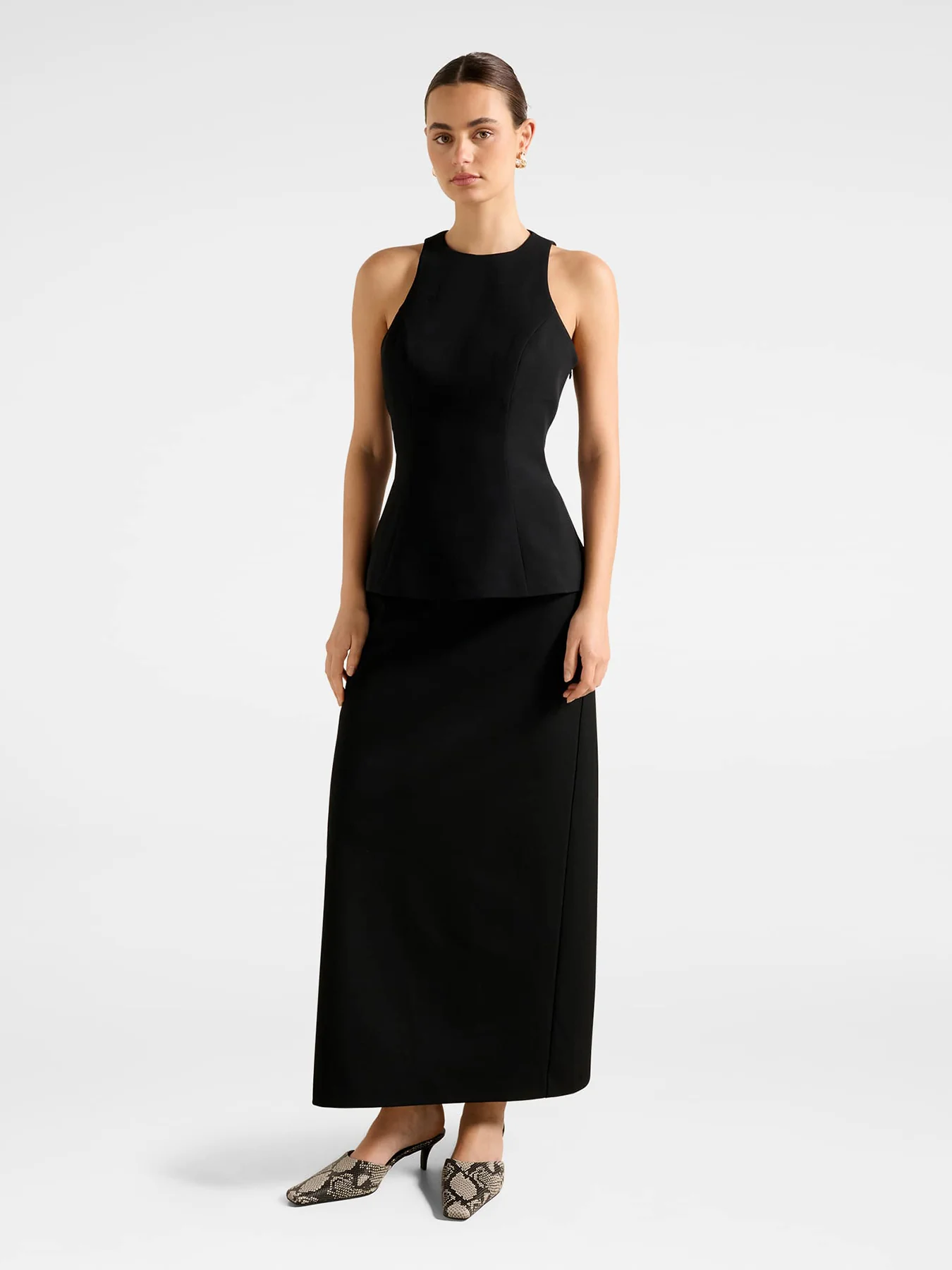 Dahlia Fit and Flare Top Black - Image 2