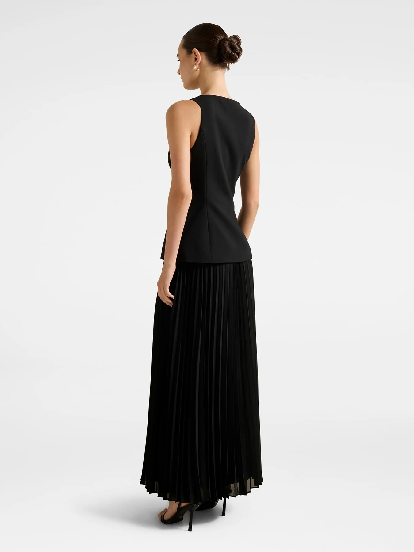 Larissa Pleated Maxi Dress Black - Image 3