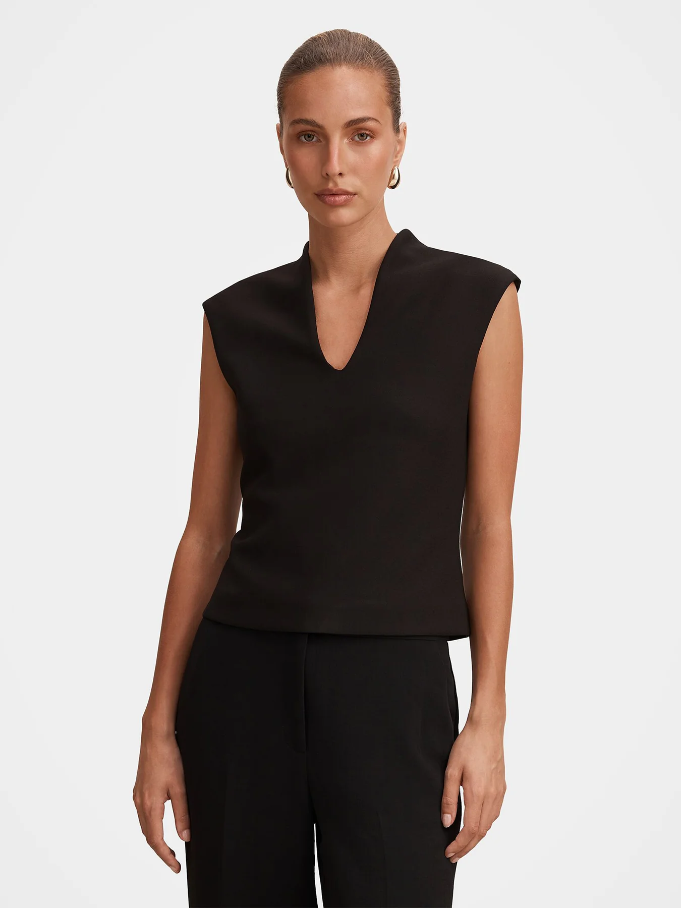 Monroe Crepe Tank Top Black - Image 4