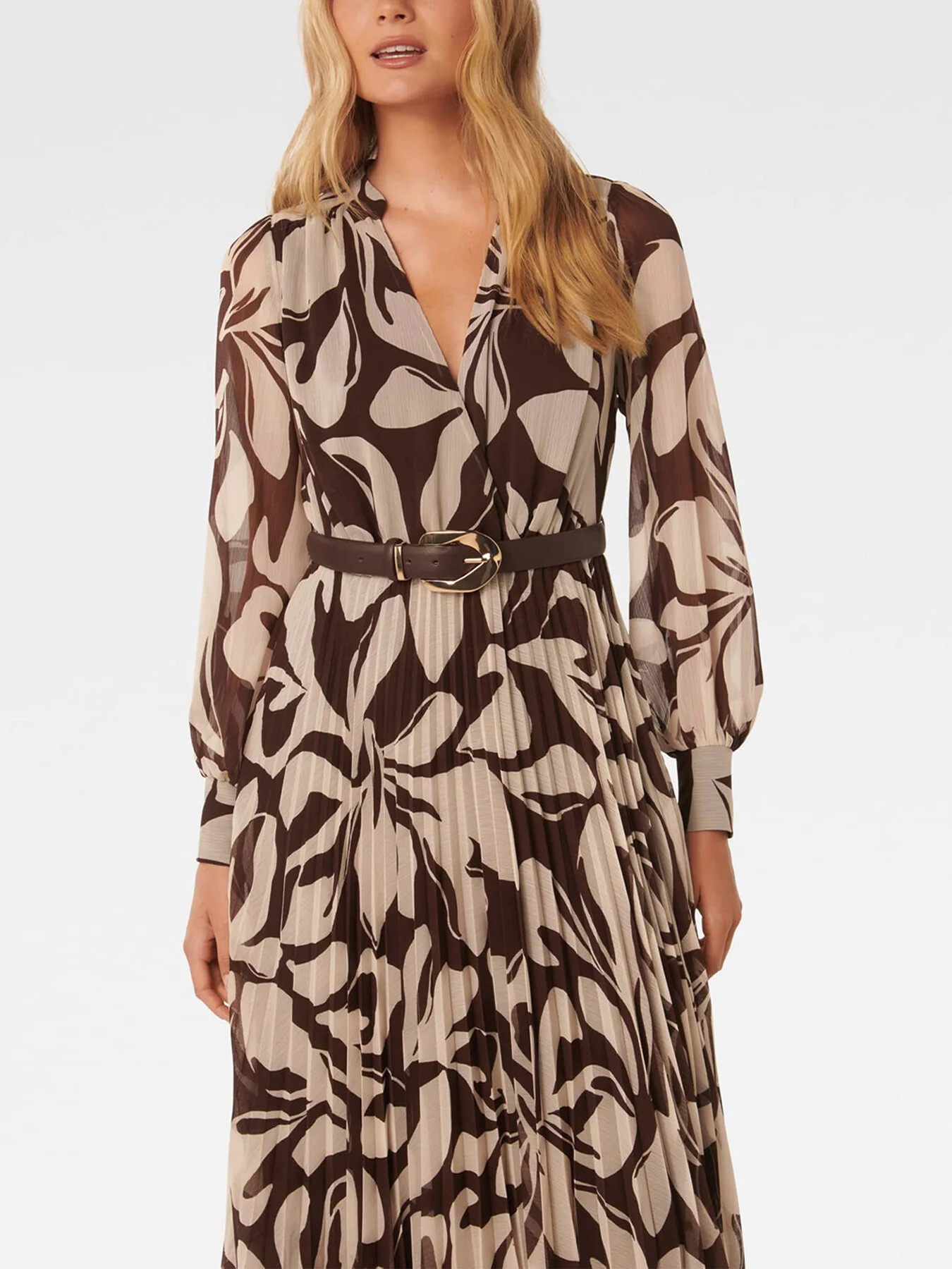 Saskia Pleated Wrap Midi Dress - Image 4