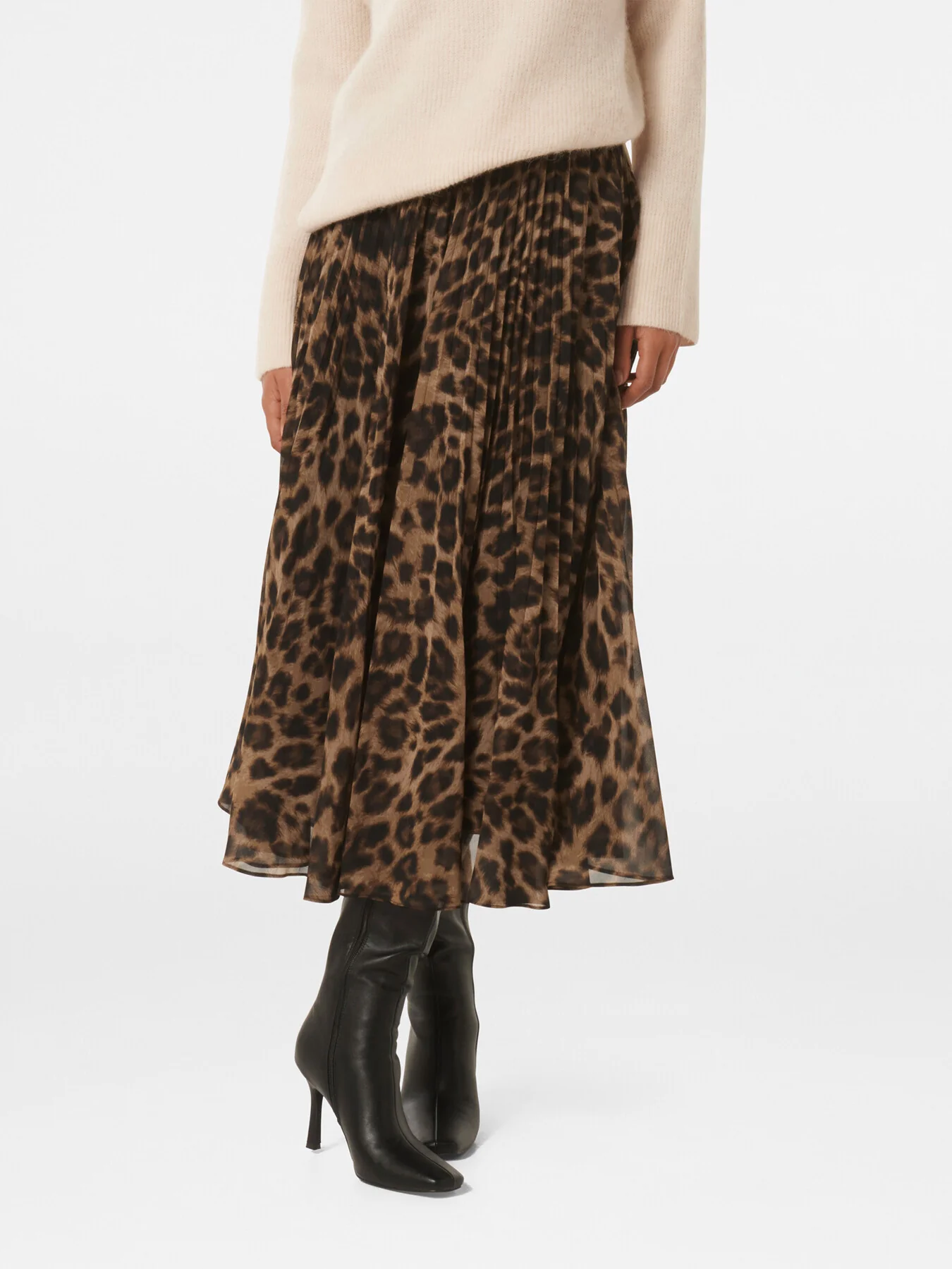 Aurora Pleated Skirt - Image 4