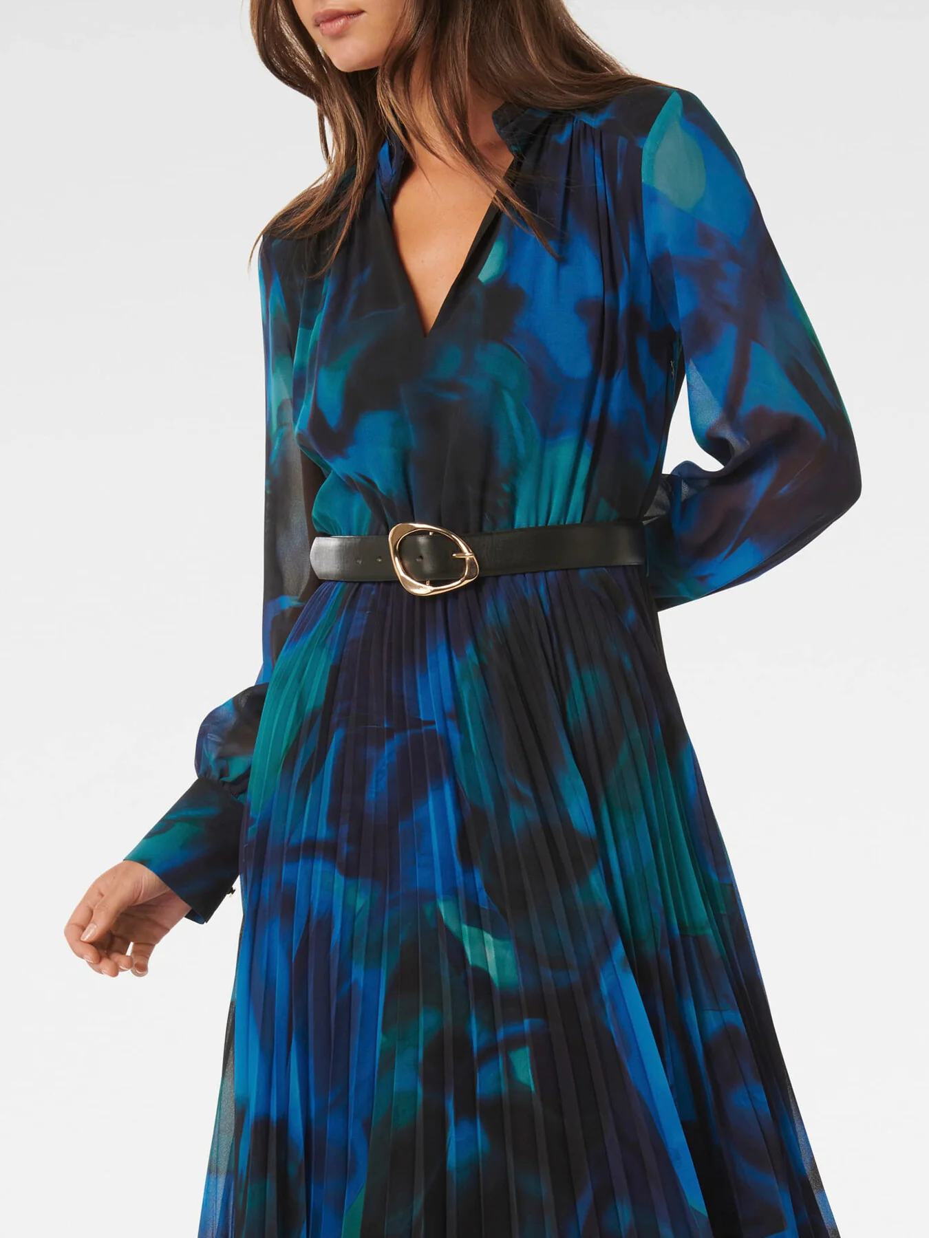 Skyla Pleated Long Sleeves Midi Dress - Image 4