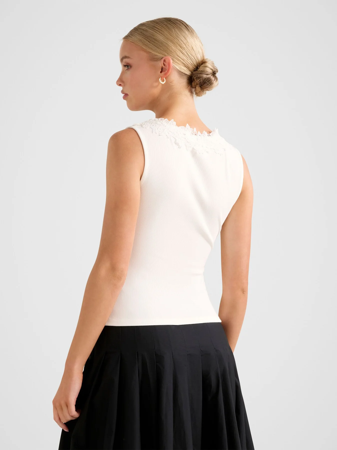 Sylvie Lace Trim Tank Top White - Image 5