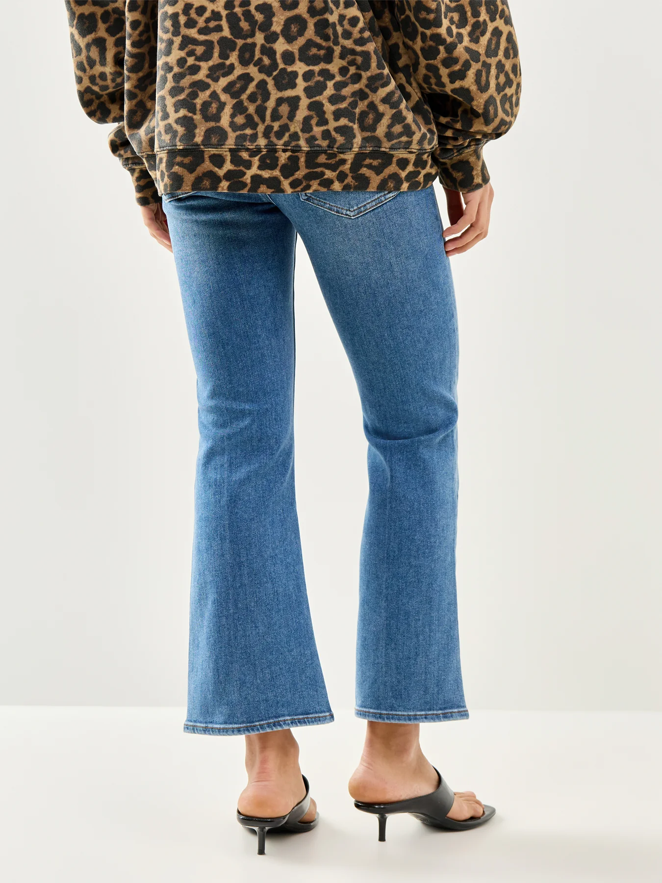 The Reboot Crop Bootcut Jeans Blue - Image 5