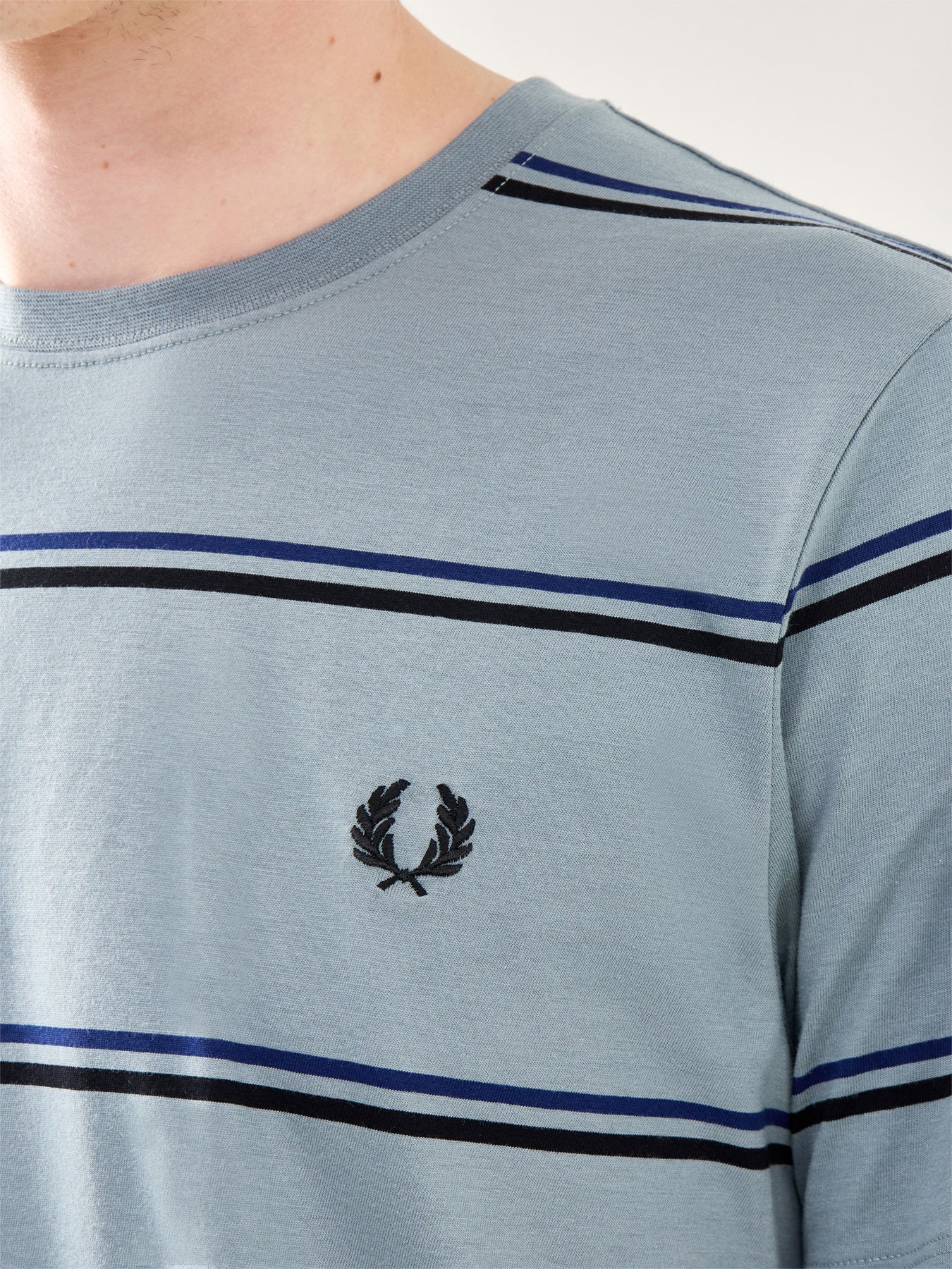 Fine Stripe T-Shirt Blue - Image 3