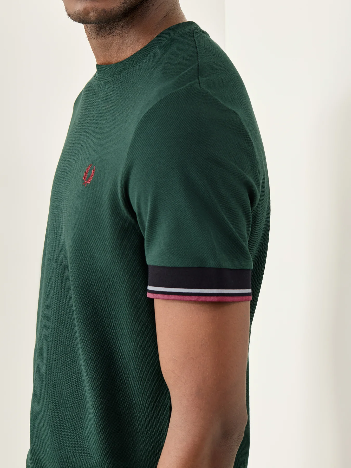 Twin Tipped Cuff T-Shirt Green - Image 3