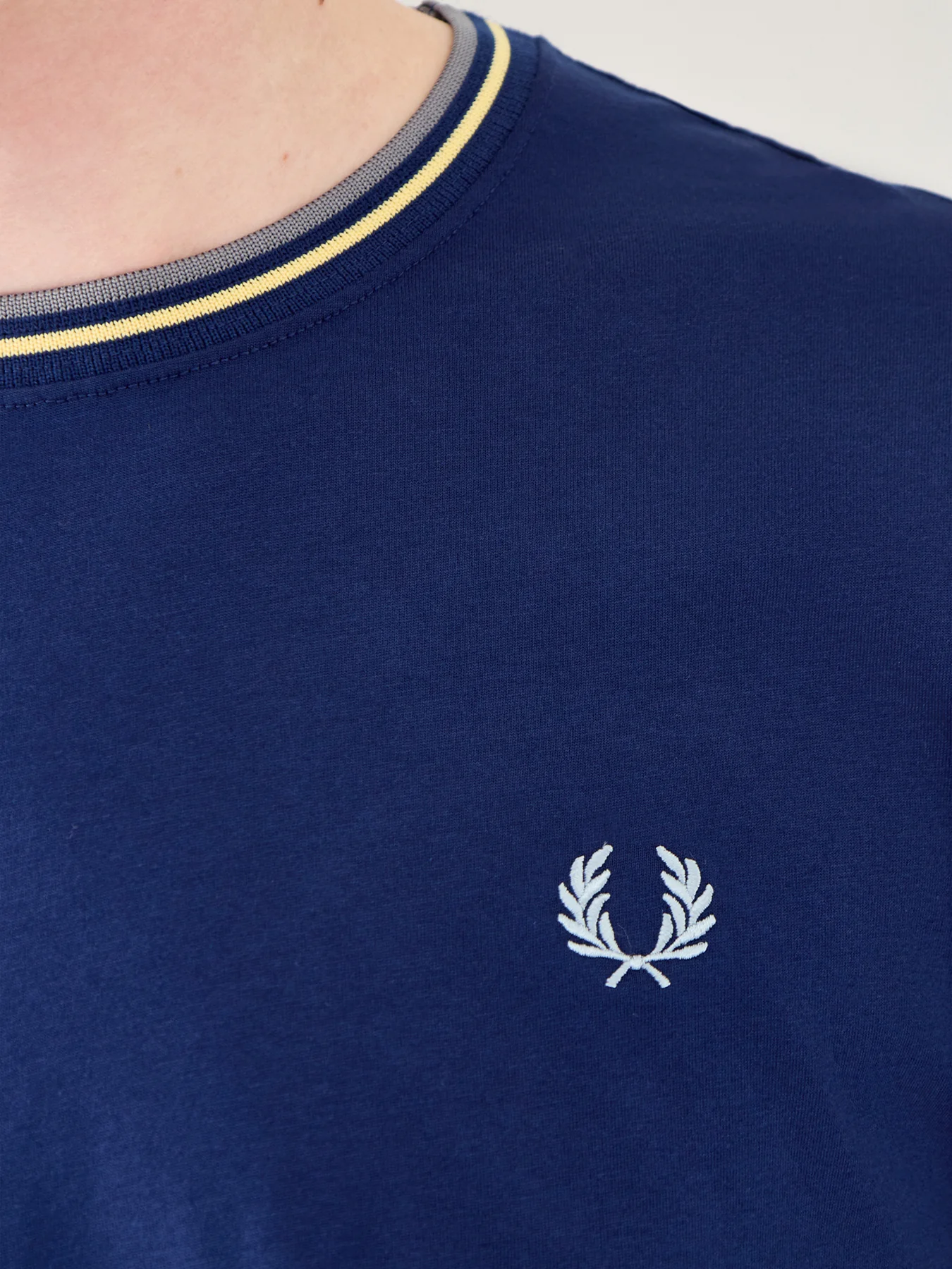 Twin Tipped T-Shirt Navy - Image 3