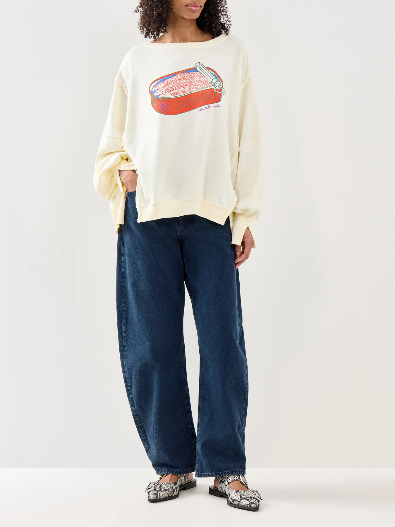 Graphic Camden T-Shirt White - Image 2