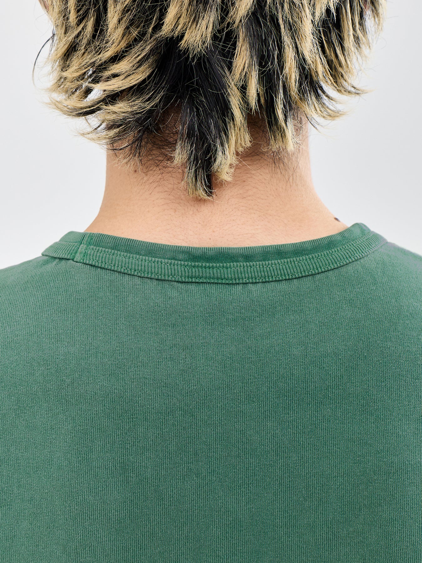 Pigment Dyeing T-Shirt Green - Image 3