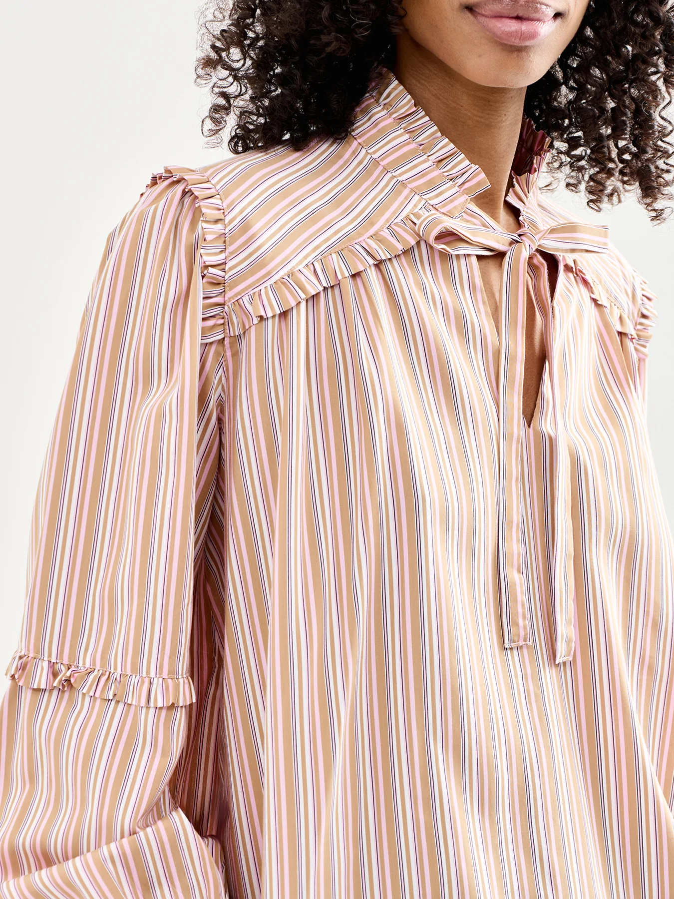 Lycaena Blouse - Image 3