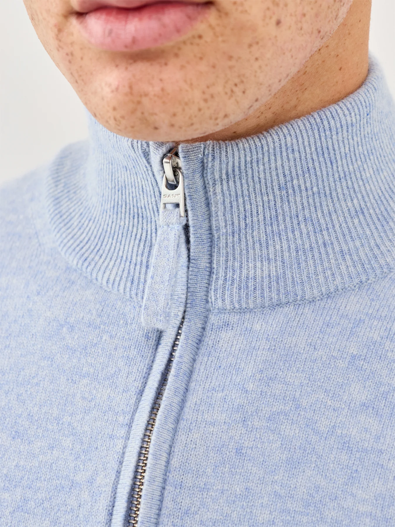 Superfine Lambswool Half-Zip Jumper Light Blue Melange - Image 3