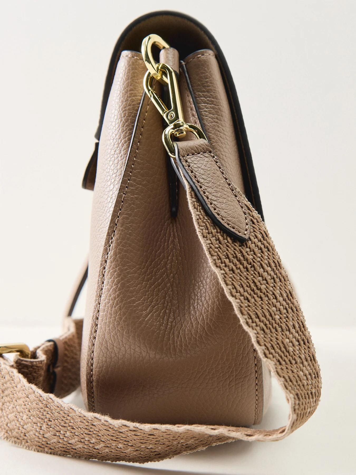 Helena Round Crossbody Beige - Image 5