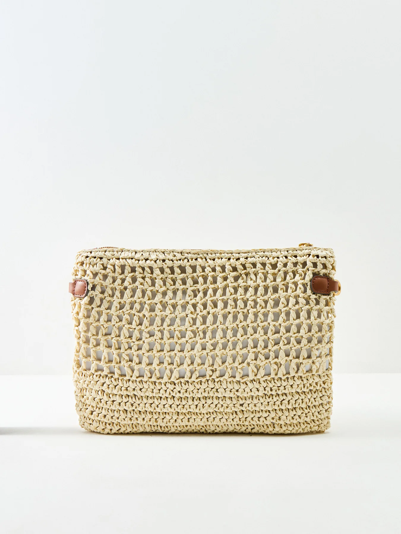 Gianni Chiarini Nefeli Paper Pouch Cream - Image 3