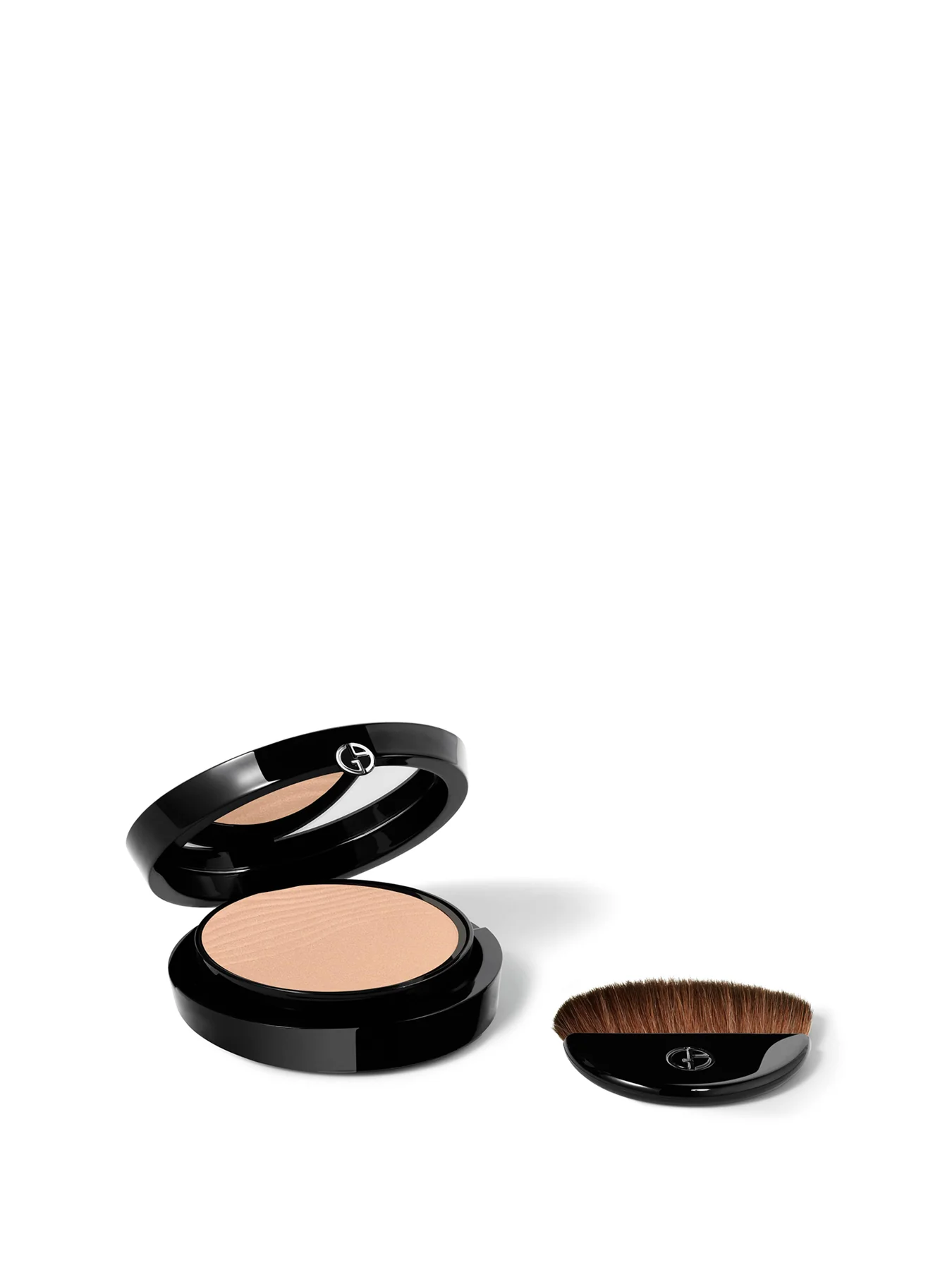 Giorgio Armani Luminous Silk Glow Fusion Powder - Image 3