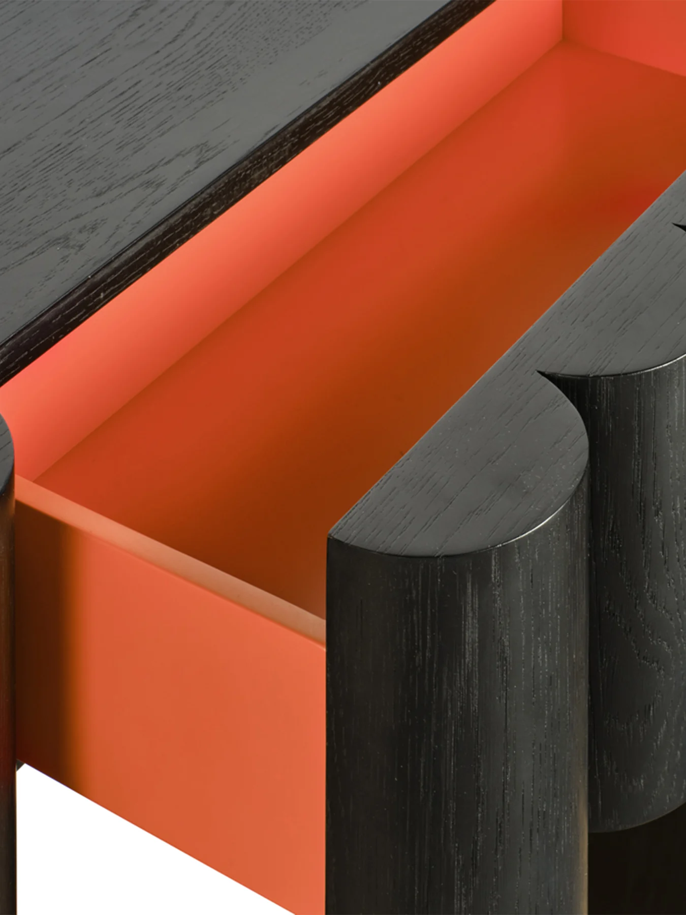 Roy Black Veneer Console Table - Image 4