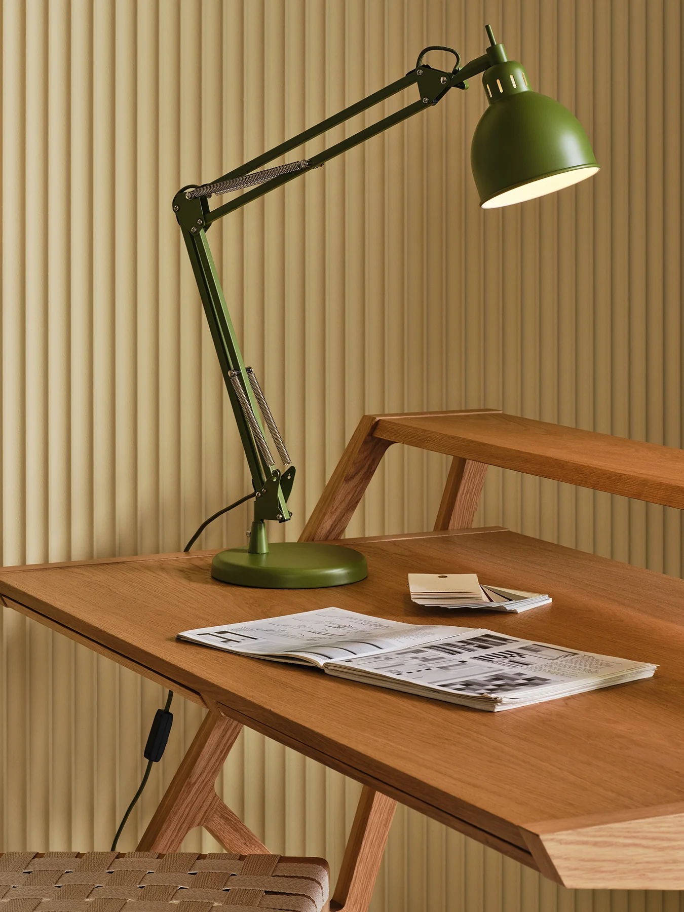 Spencer Metal Desk Lamp Green - Image 2