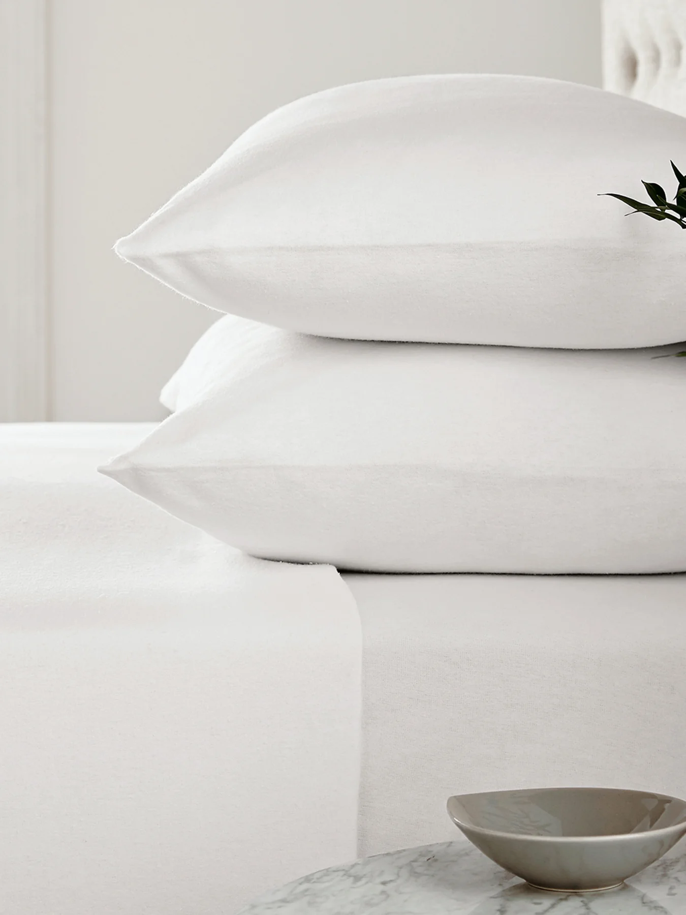 White Brushed Cotton Fitted Sheet Single - Image 2