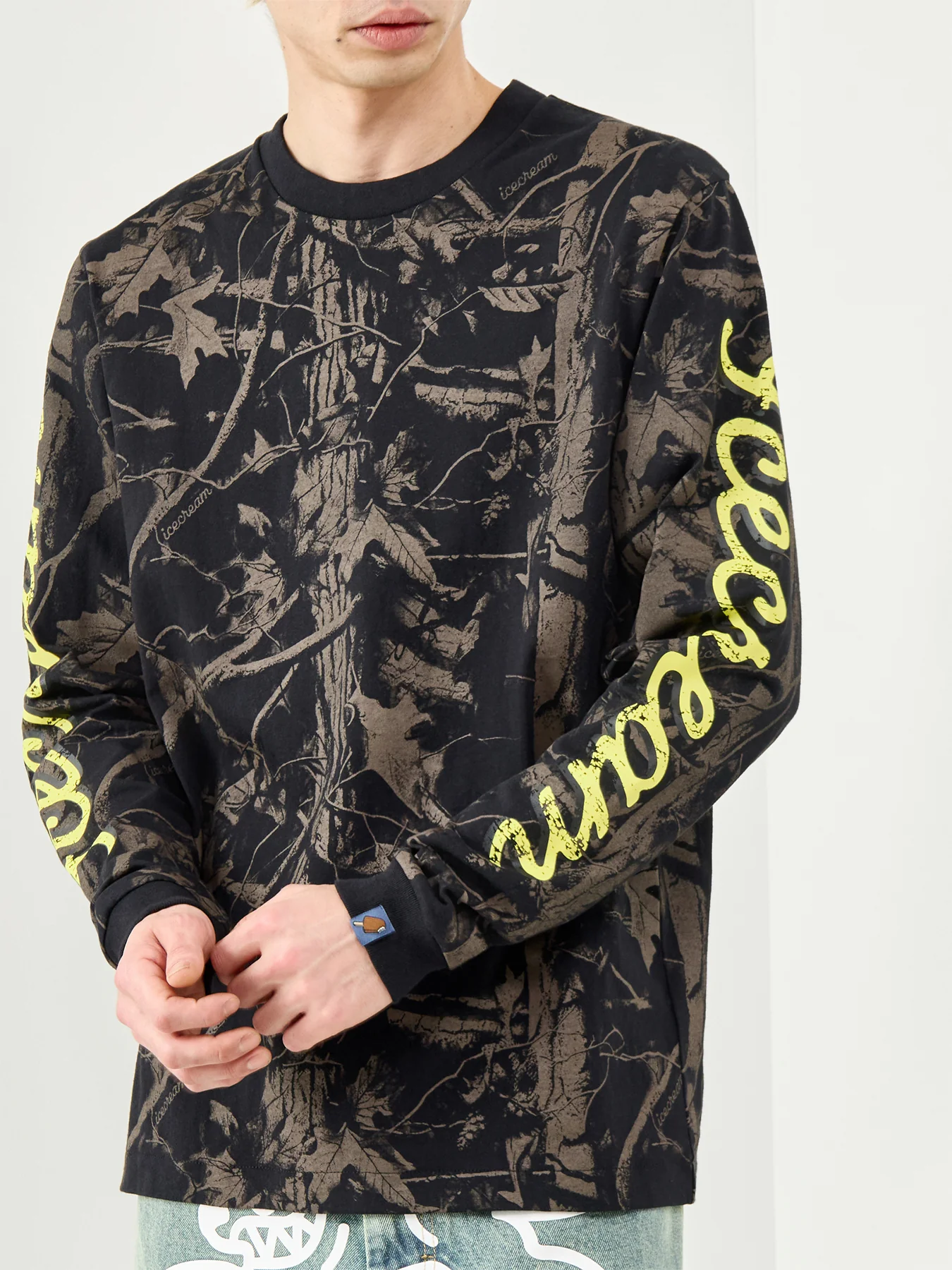 Tree Camo Long Sleeve T-Shirt Black - Image 3