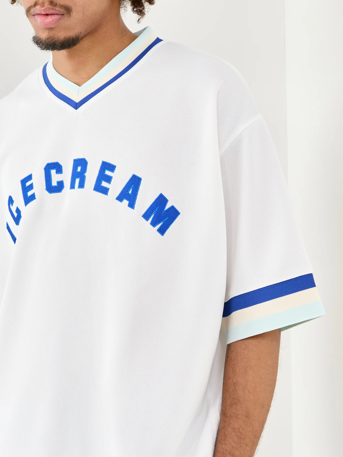 V-Neck Sports Jersey White - Image 3