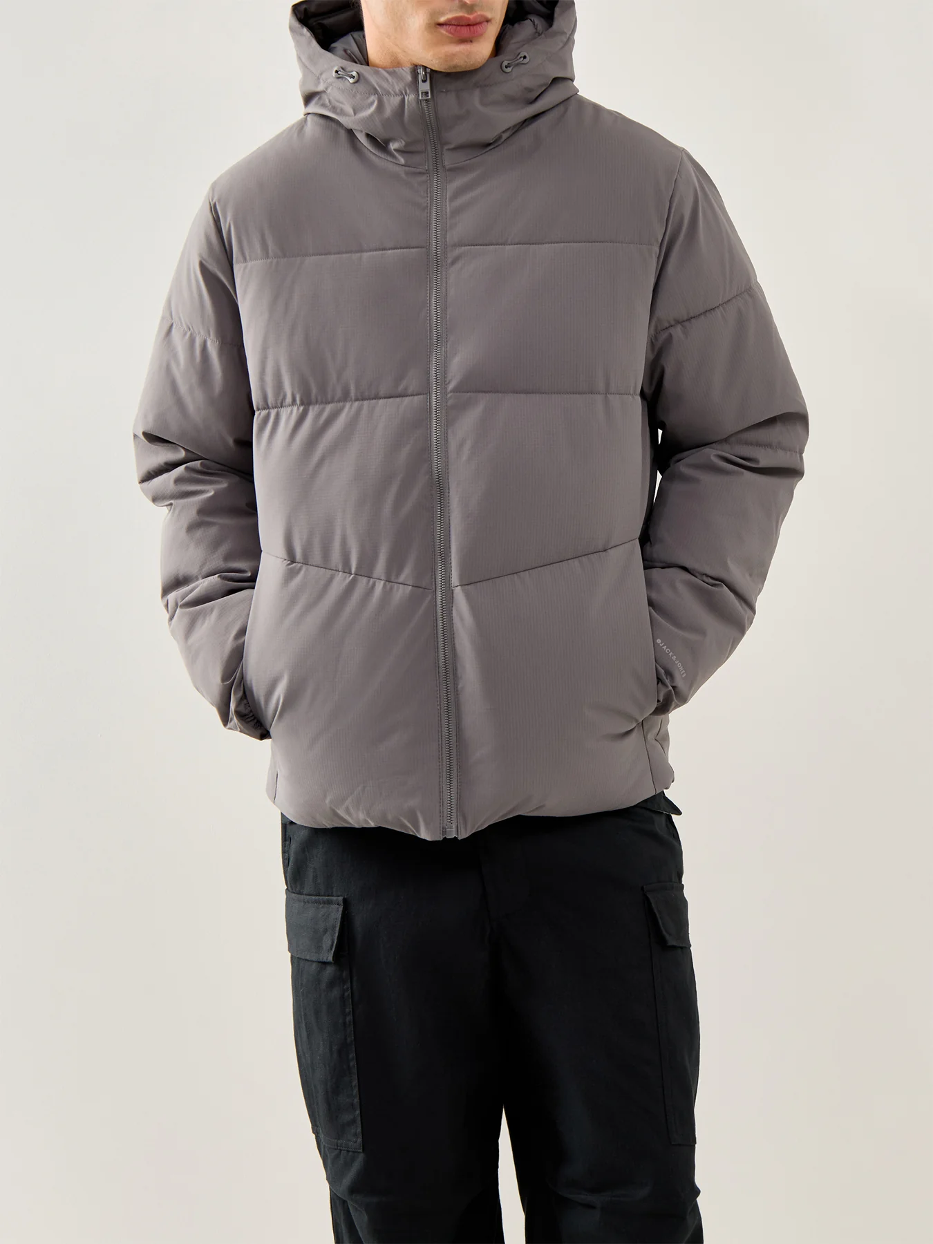 Global Puffer Jacket - Image 4