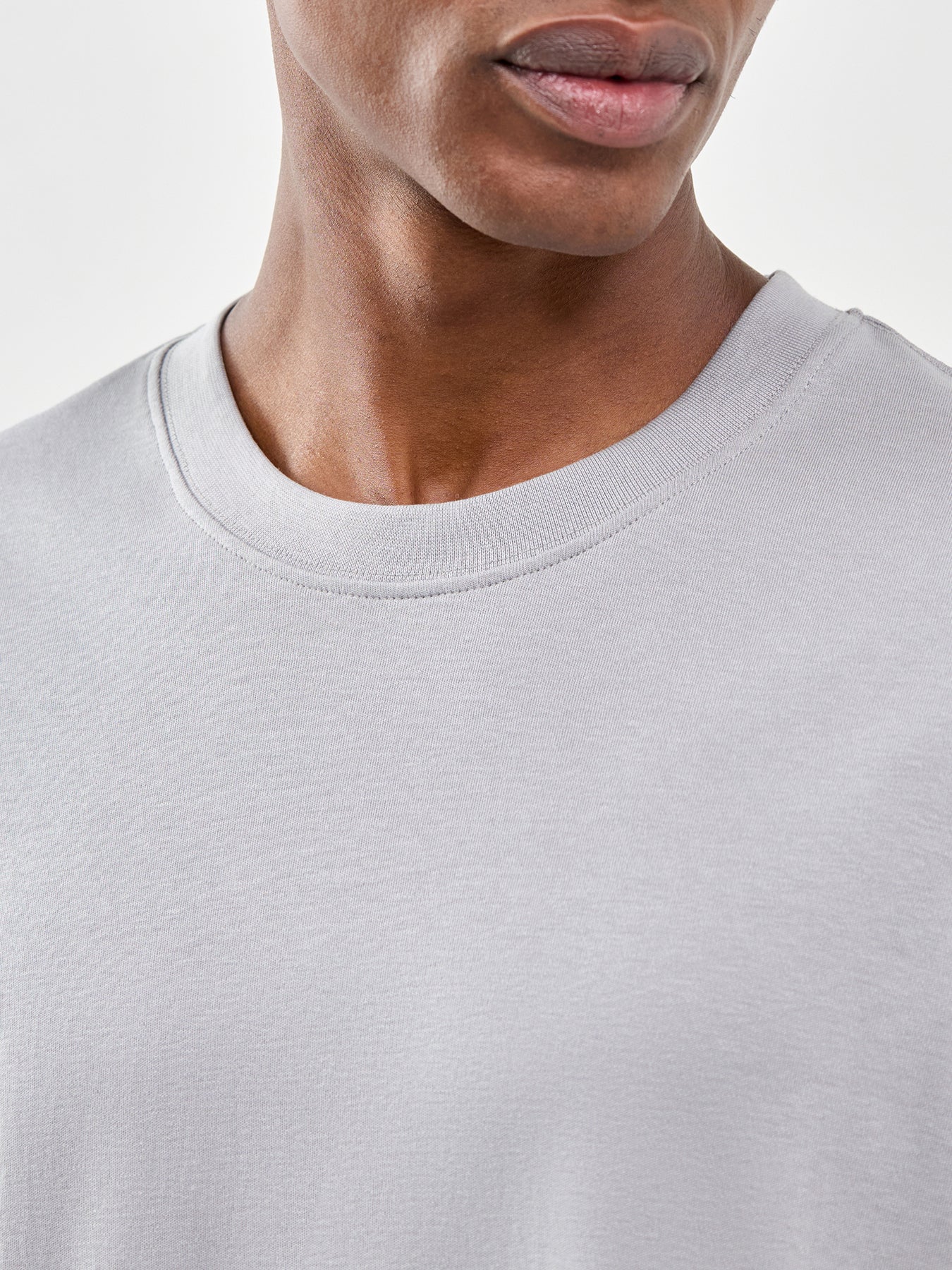 Urban Edge T-Shirt Grey - Image 3