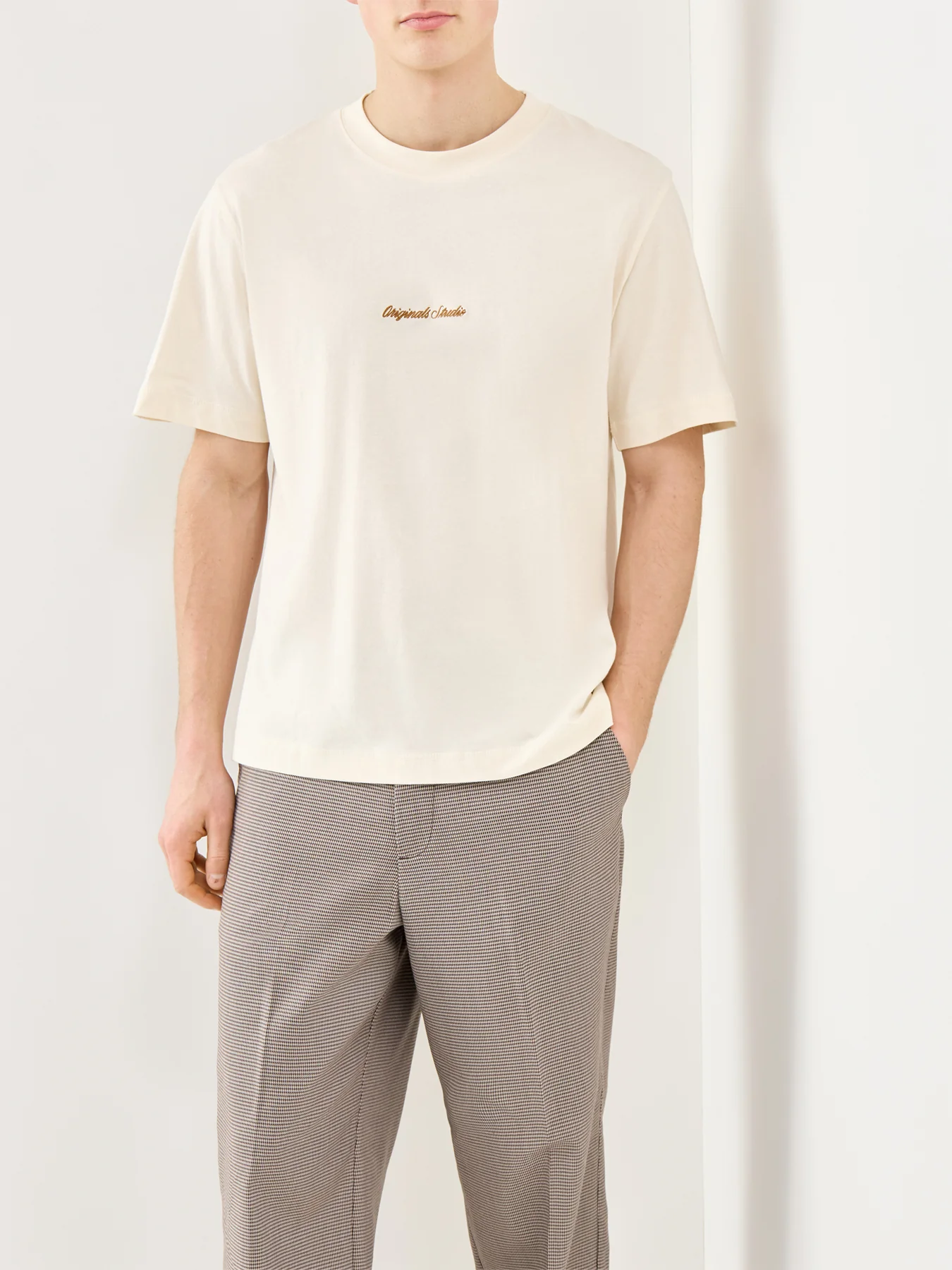 Jornorrebro Embroidered T-Shirt White - Image 4