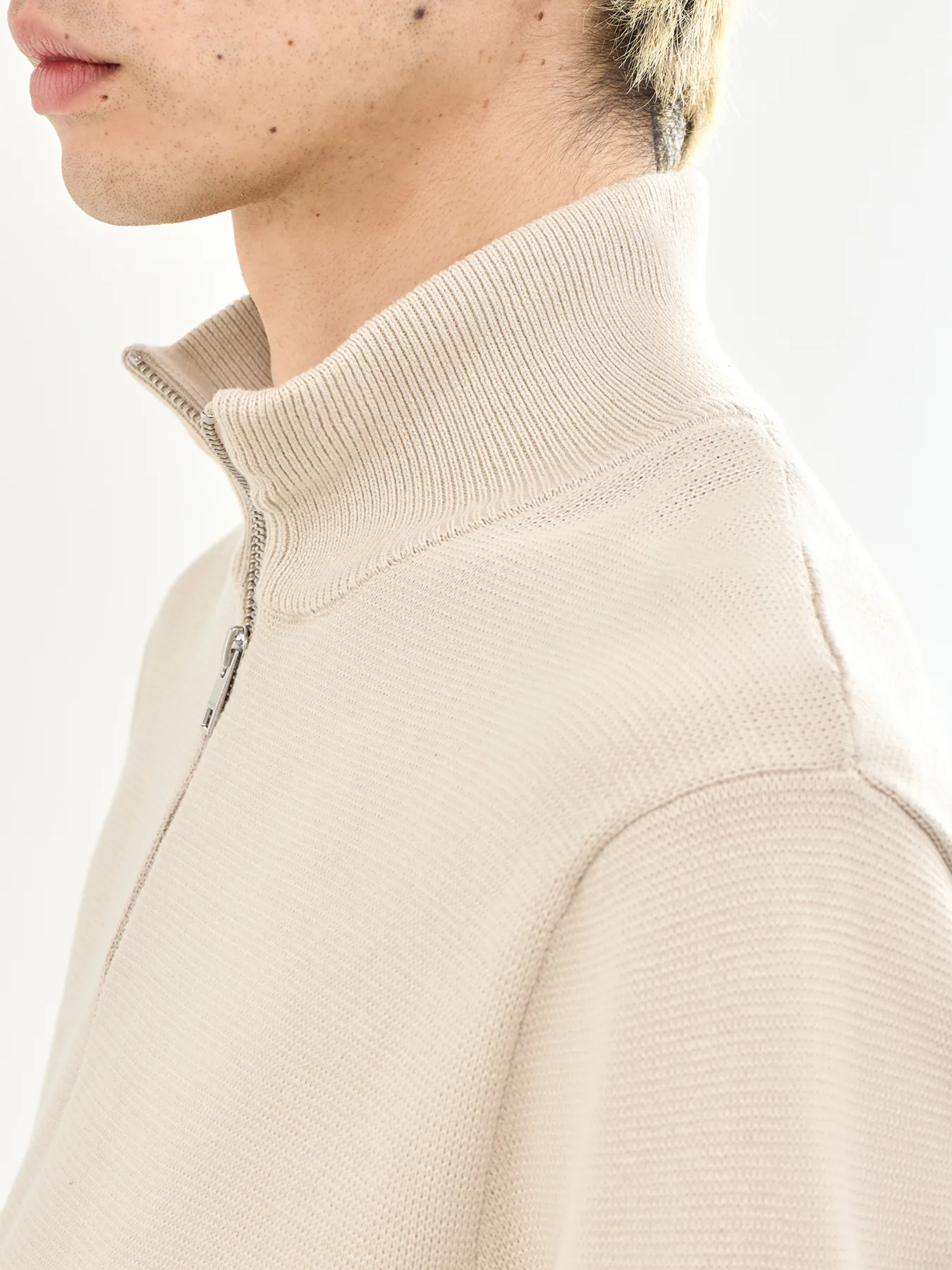 Spring Knit Half Zip Beige - Image 3
