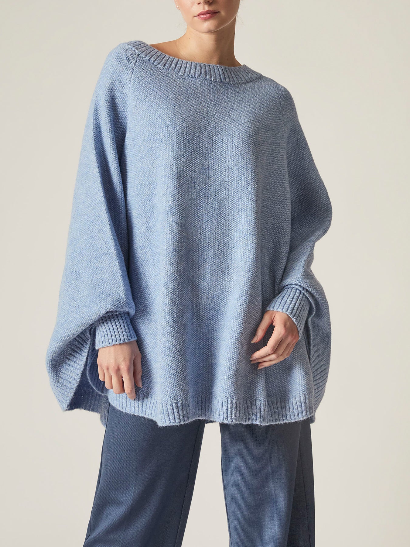 Oversized Pullover Blue - Image 4