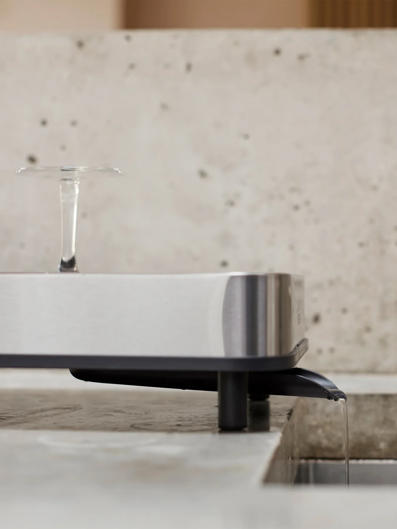 Extend Slim Steel Dish Rack Graphite - Image 3