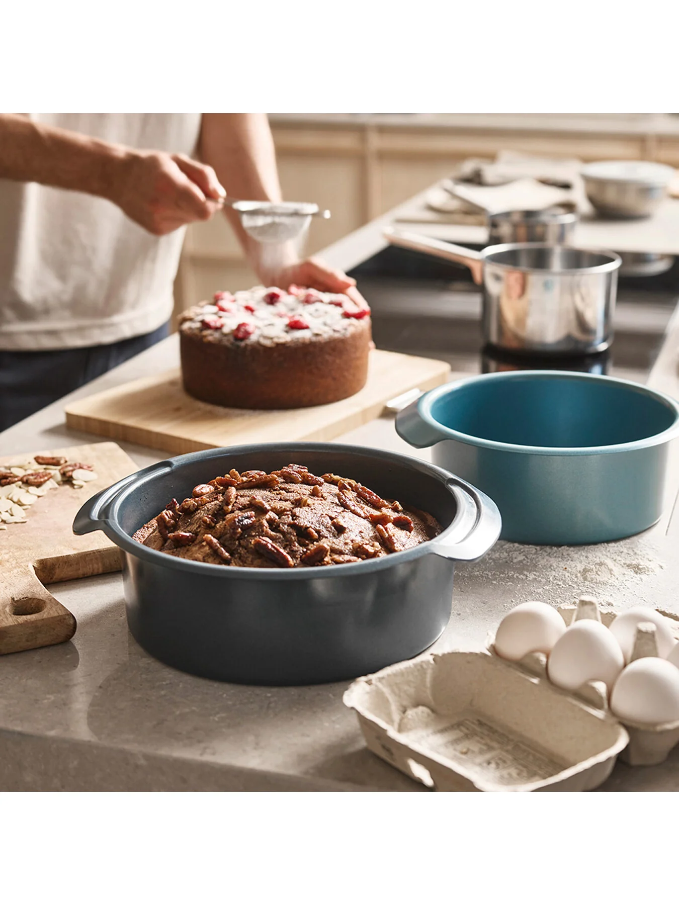 Nest Bake Round Cake Tin - Image 3