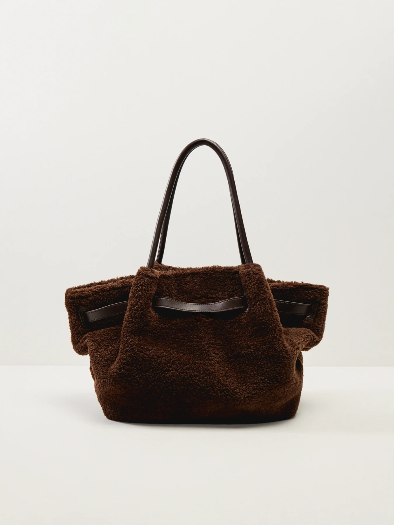 Hana Medium Faux Fur Tote Bag Brown - Image 3