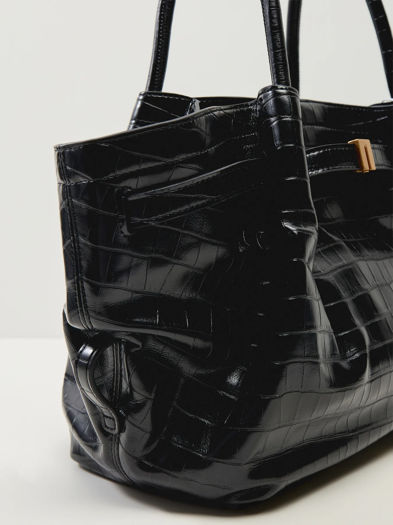 Hana Medium Tote Bag Black Croc - Image 5