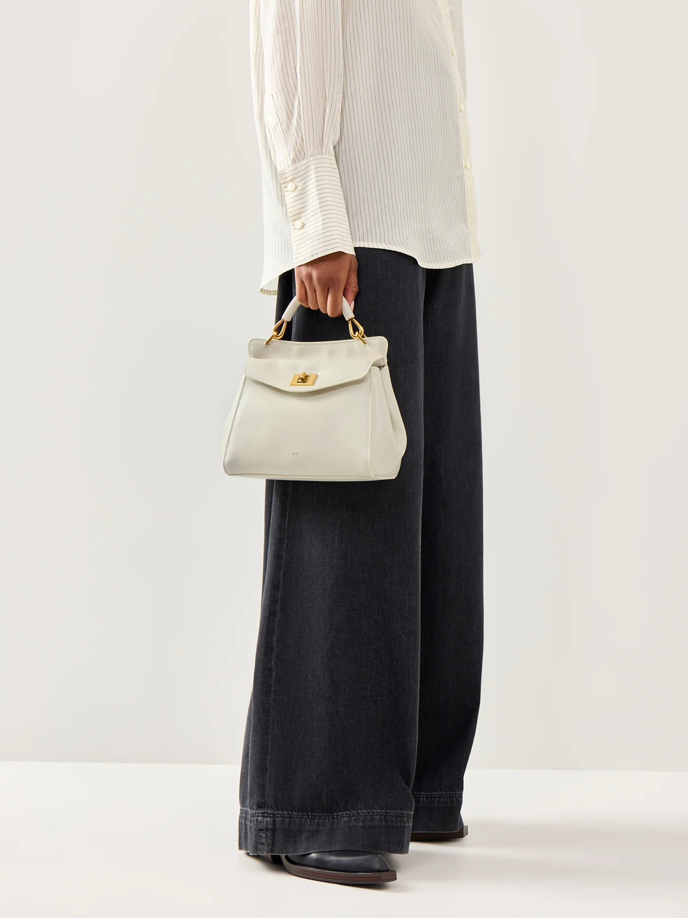 Lucia Classic Top Handbag White - Image 2