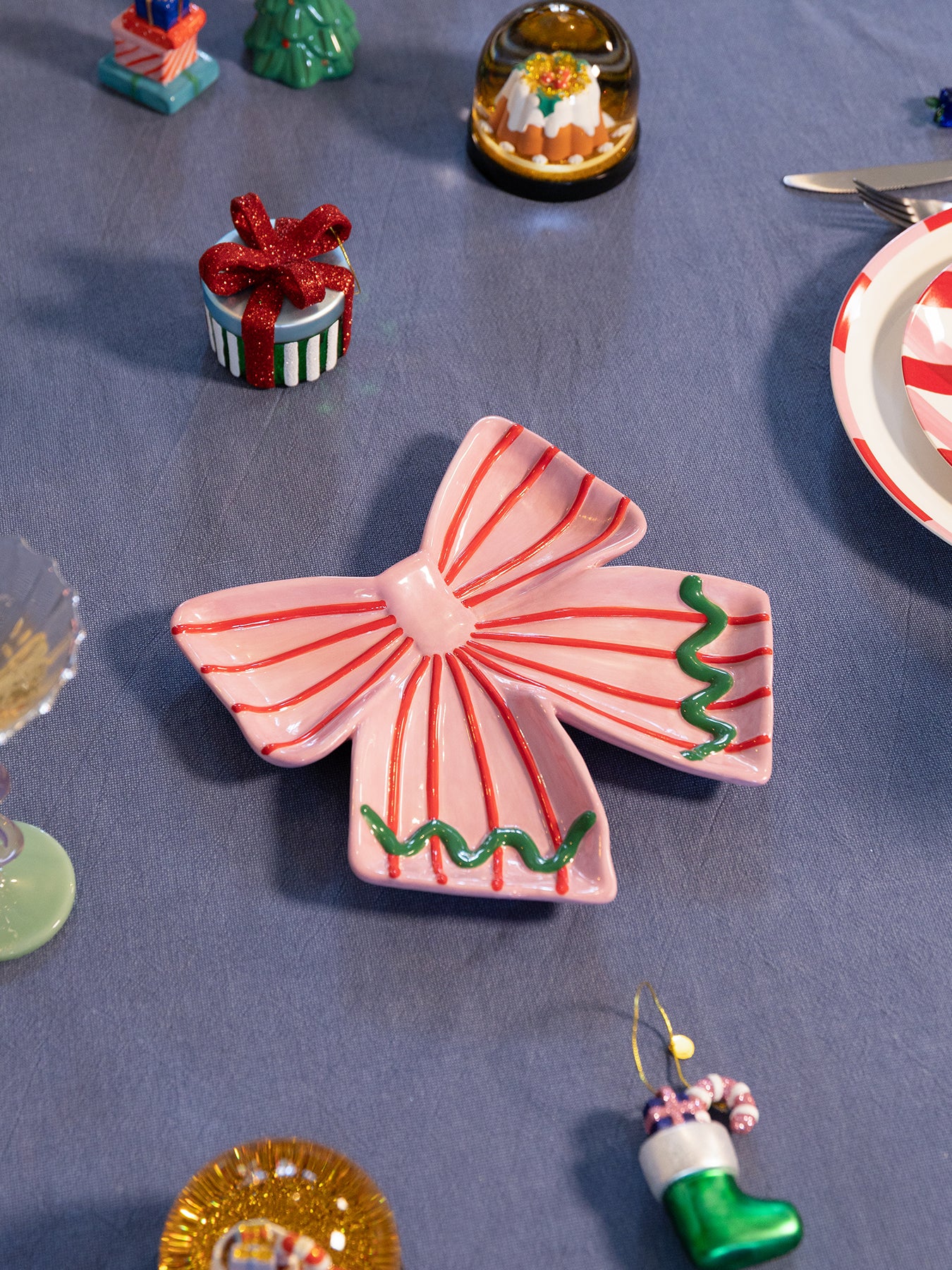 Plate Ribbon Pink - Image 2