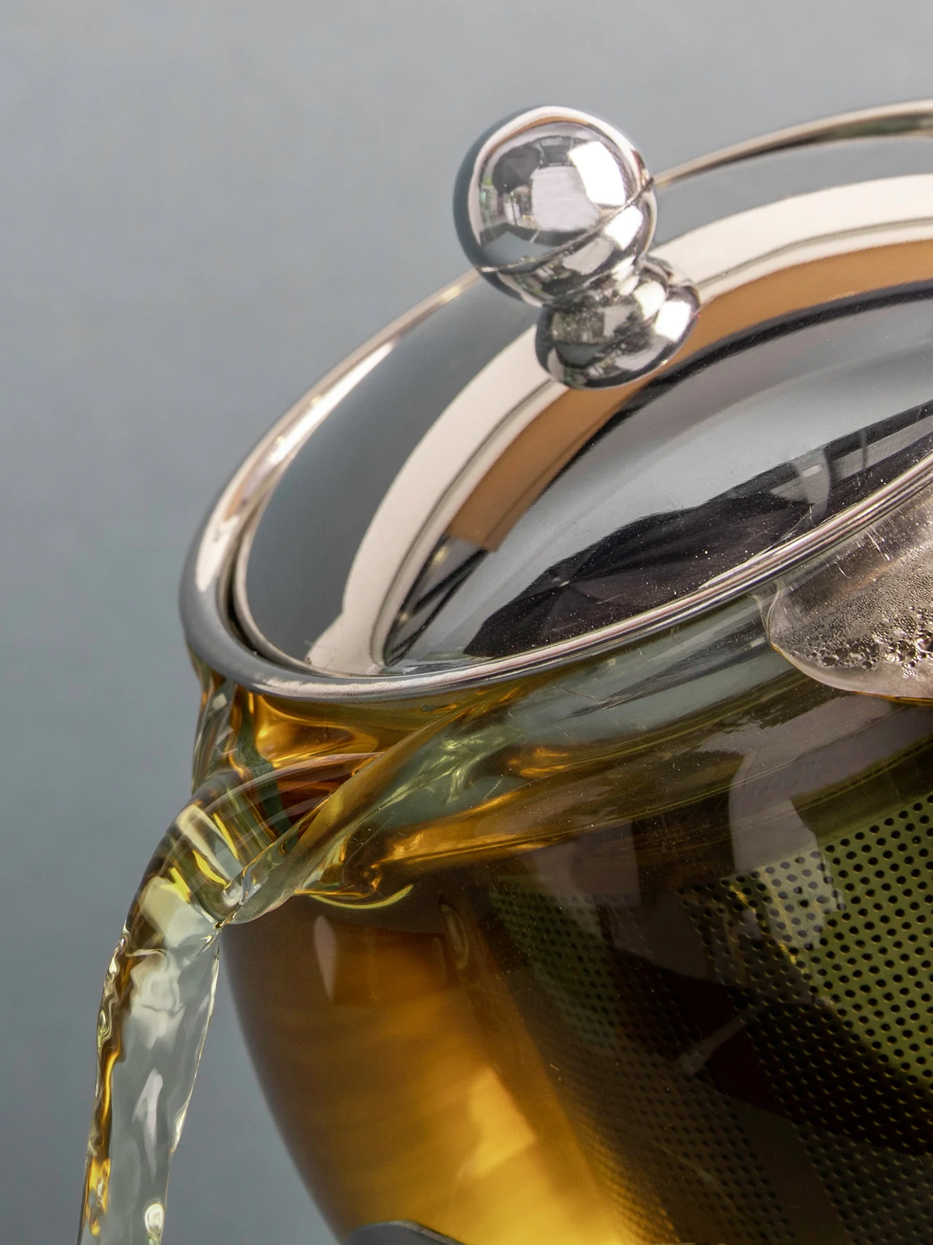 Izmir Glass Infuser Teapot 4 Cup Silver - Image 4