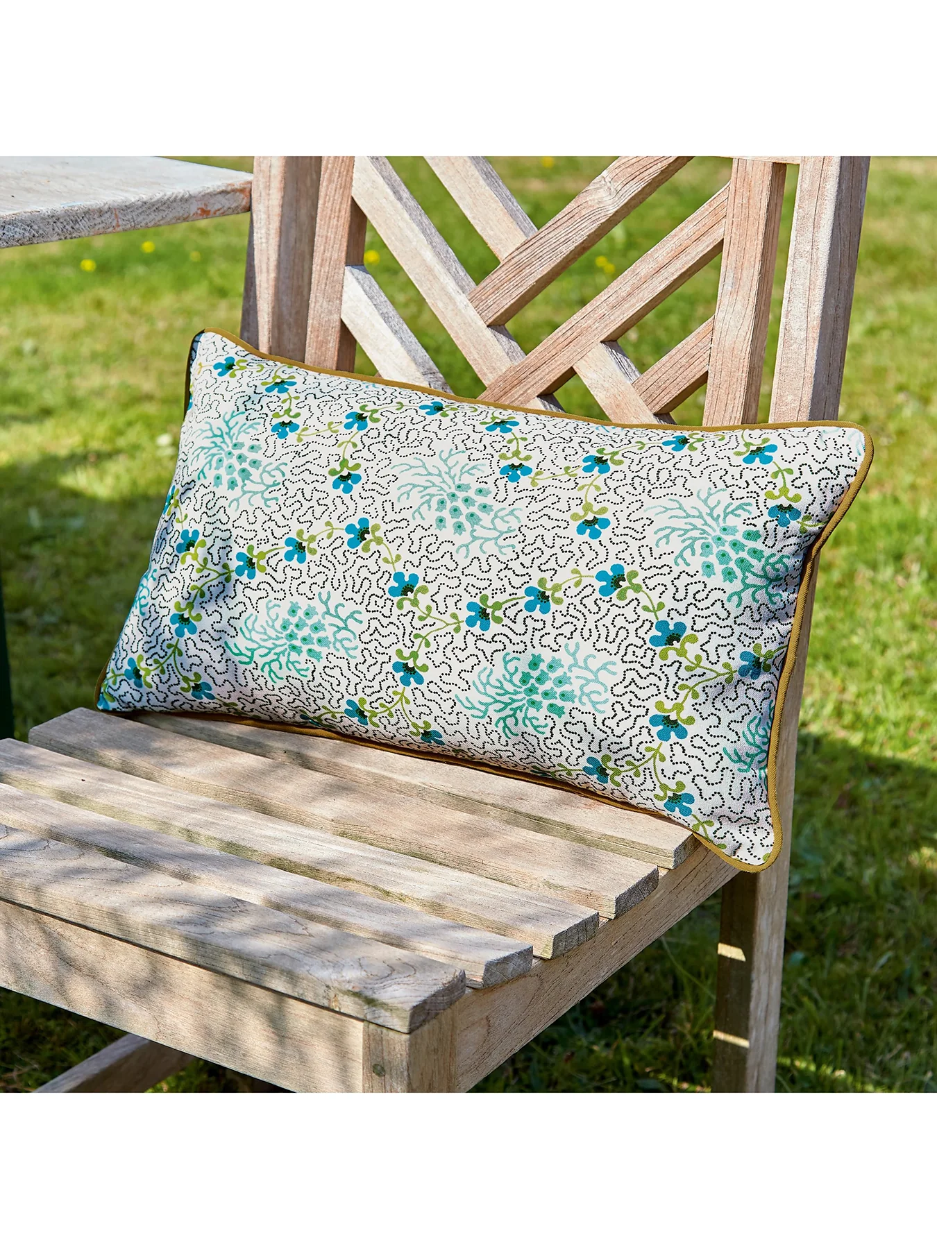 Dotty Outdoor Cushion 50x30cm Green - Image 2