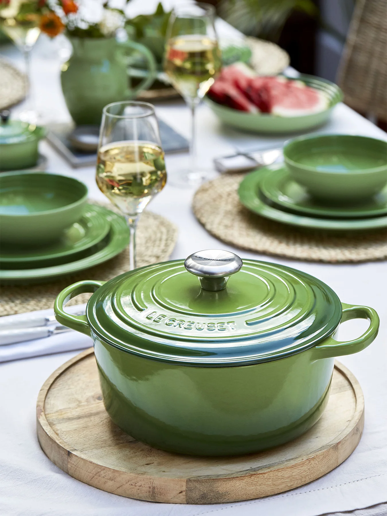 Cast Iron Round Casserole 24cm Bamboo Green - Image 2