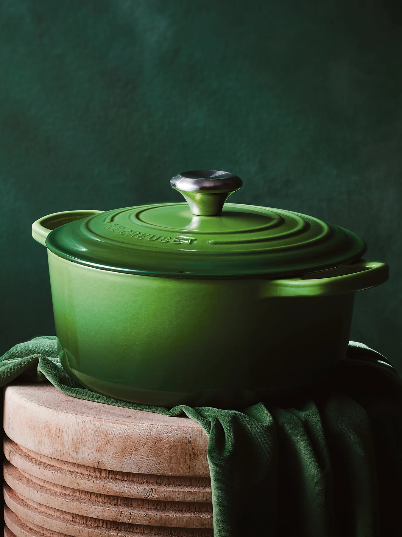 Cast Iron Round Casserole 28cm Bamboo Green - Image 7
