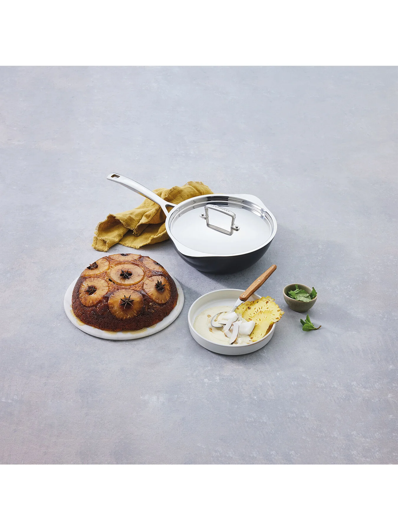 Chefs Pan with Pour Spout TNS 24cm - Image 7