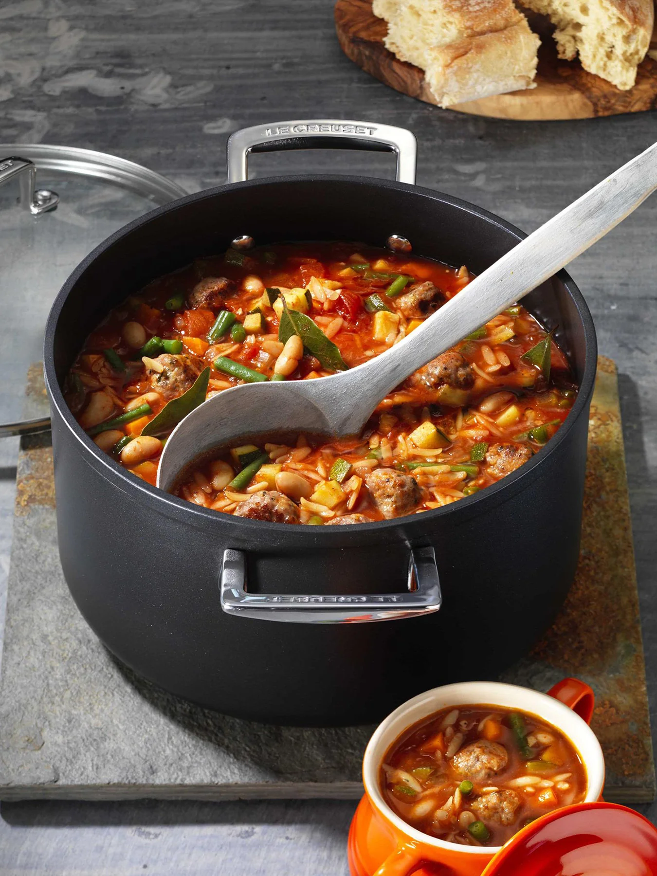 Toughened Non Stick Deep Casserole 24cm - Image 6