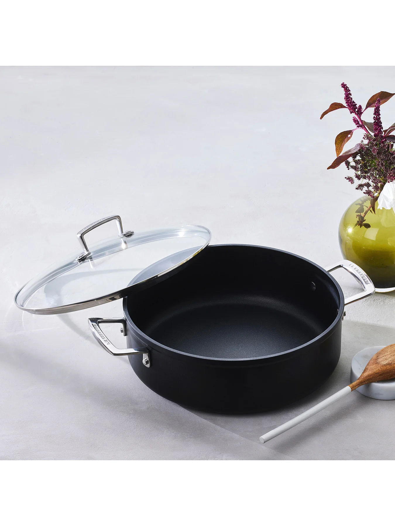 Toughened Non-Stick Sauteuse 28cm - Image 6