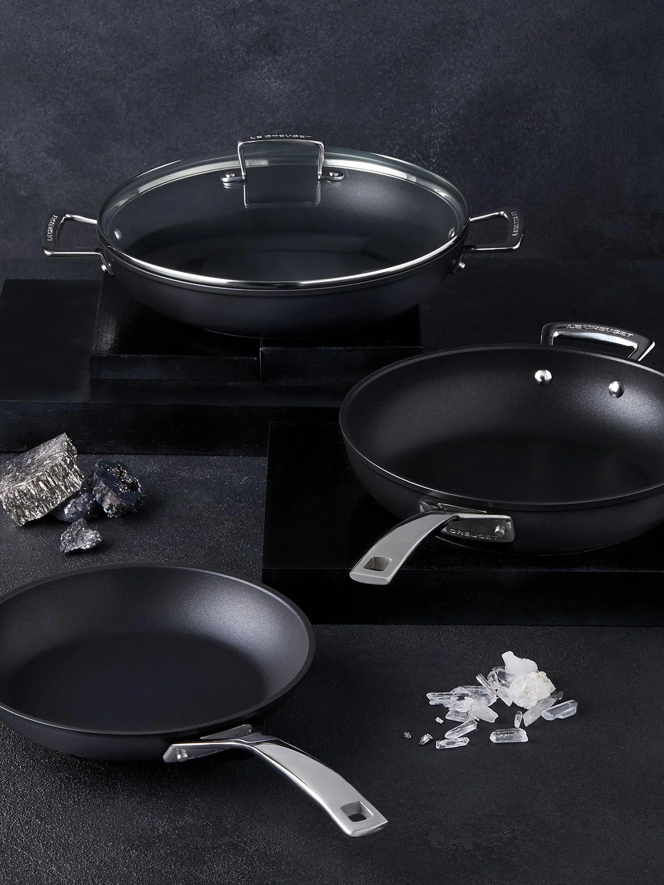 Toughened Non Stick Shallow Casserole 26cm - Image 6