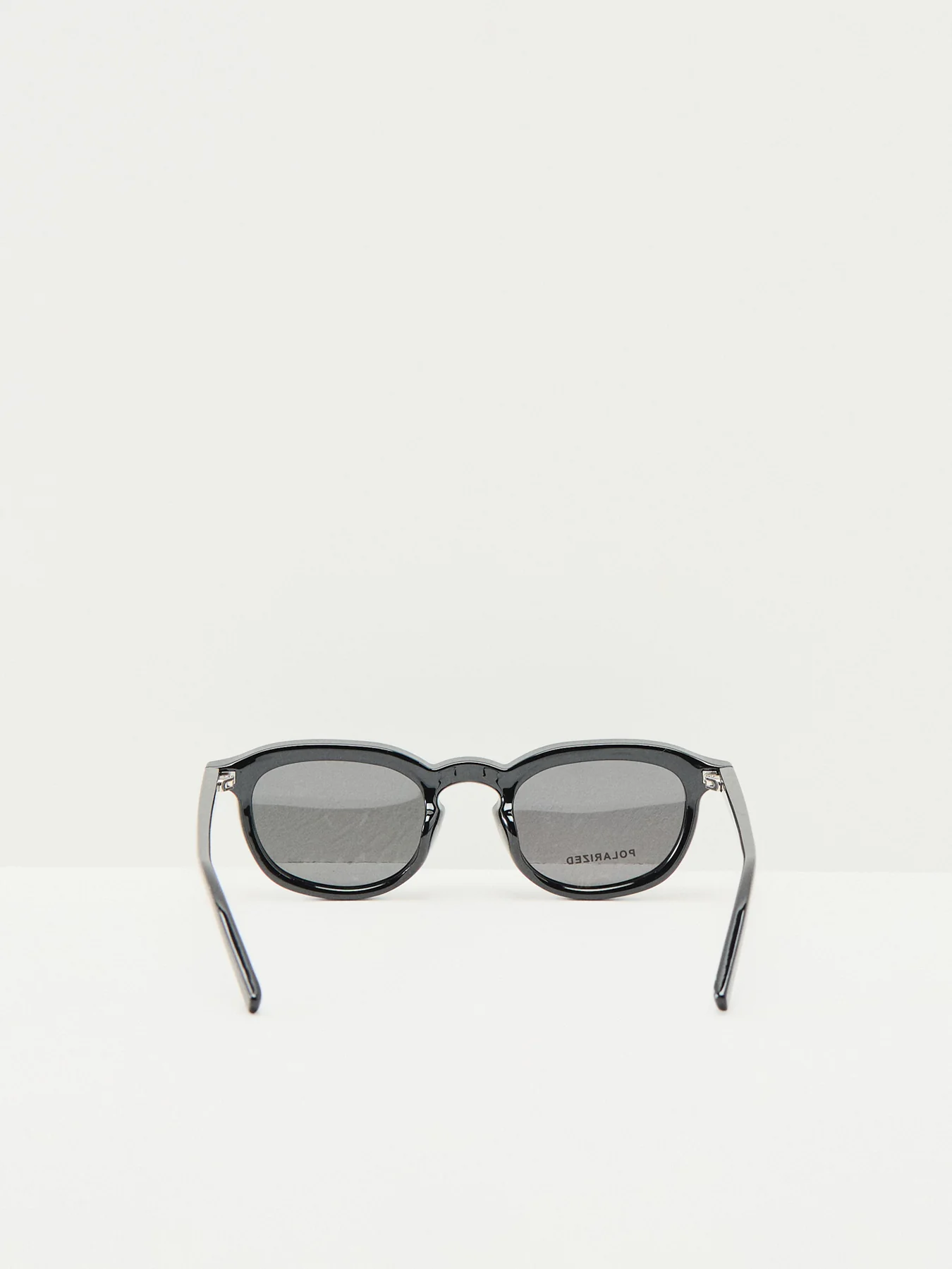 Polarised Heart Throb Sunglasses Black - Image 2