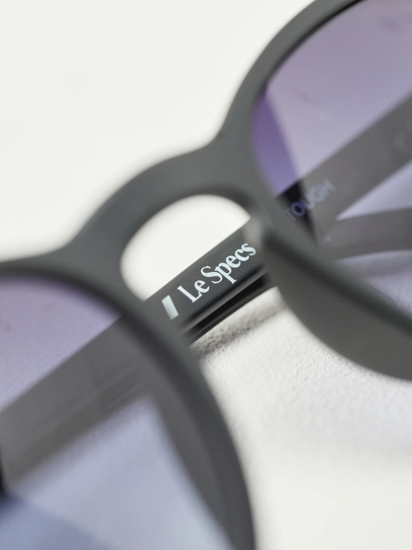 Gradient Invincible Sunglasses Black - Image 3