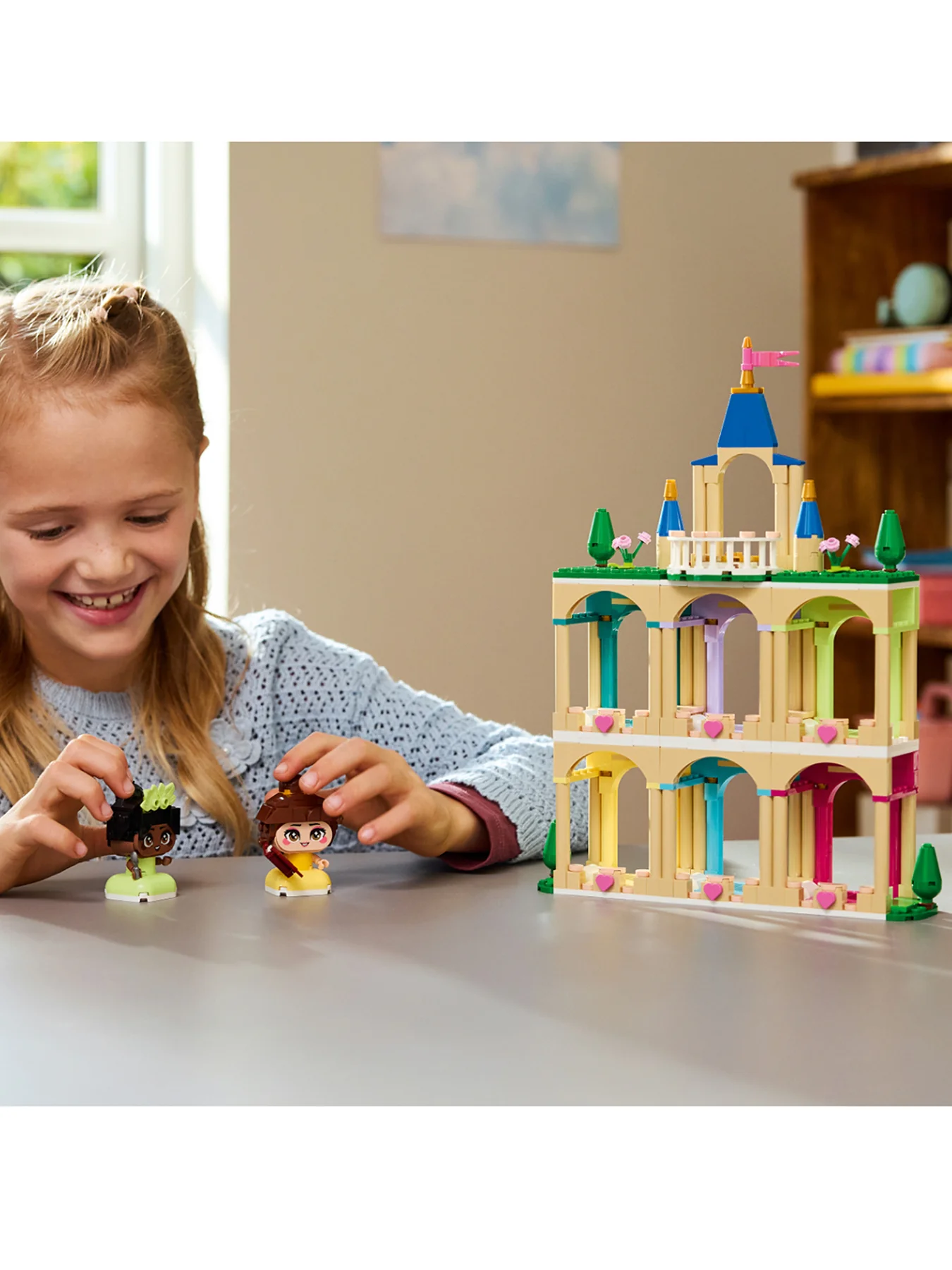 Disney Mini Belle and Tiana Castle Building Set 43291 - Image 2