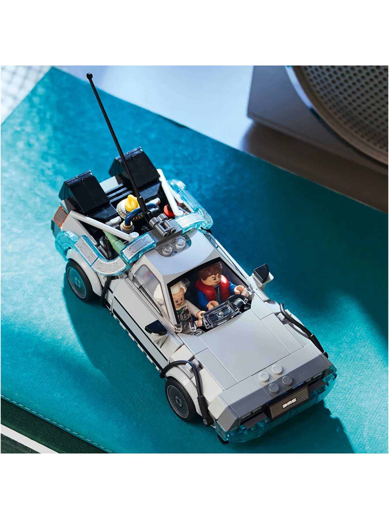 Back to the Future Time Machine Set 77256 - Image 3