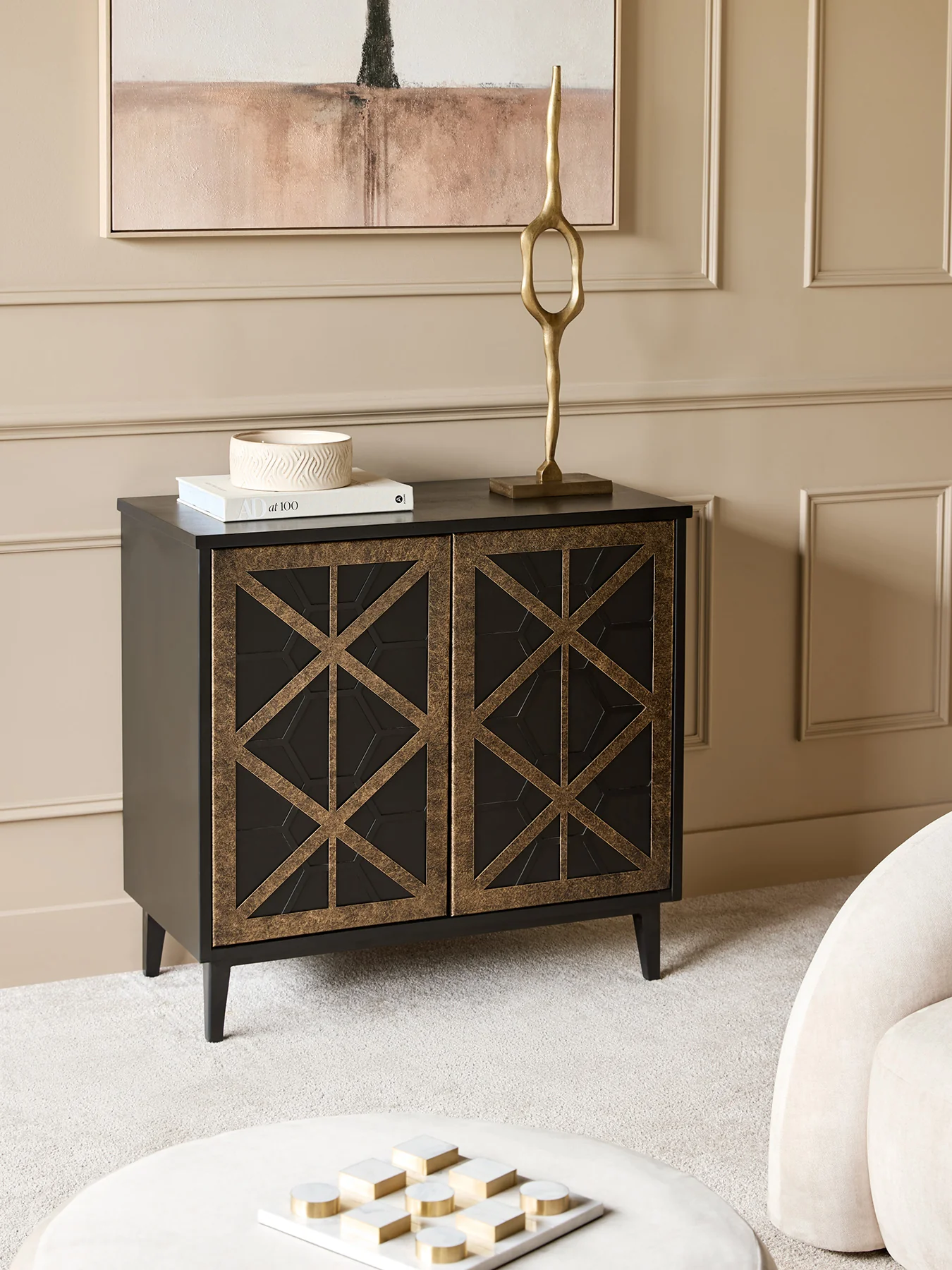 Reeno Fretwork 2 Door Cabinet - Image 2