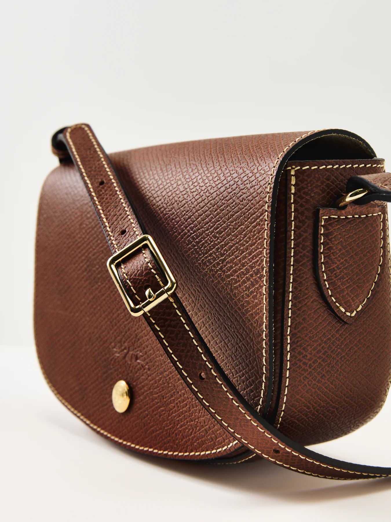 Epure Small Crossbody Bag Brown - Image 5