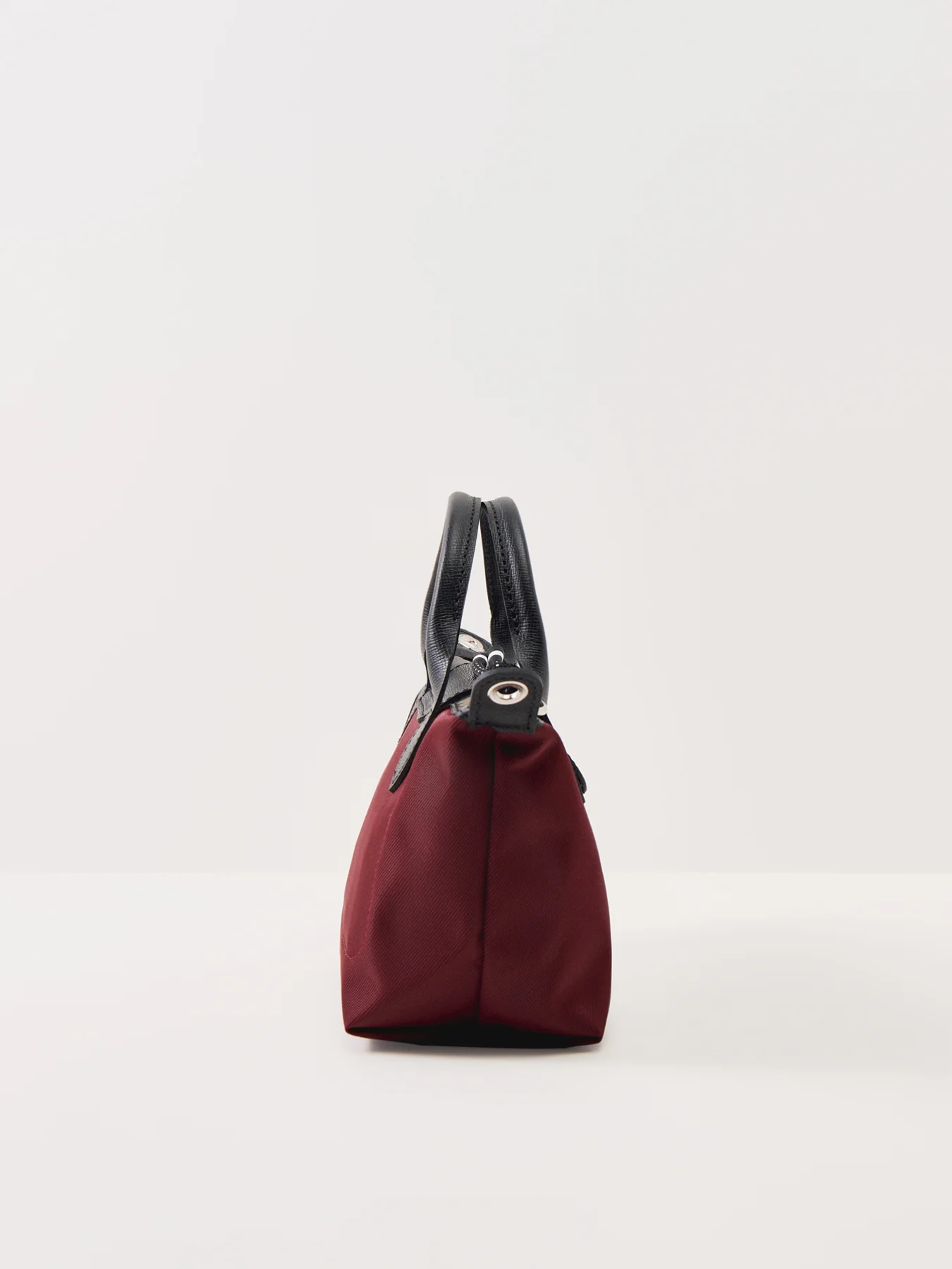 Le Pliage Energy Extra-Small Leather Bag Burgundy - Image 4