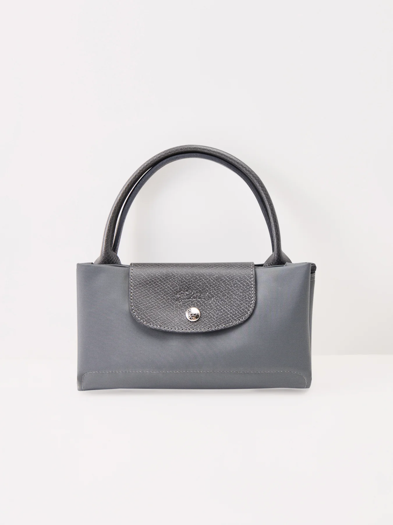 Le Pliage Green Medium Handbag Graphite - Image 4